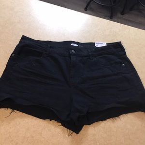 black jean shorts